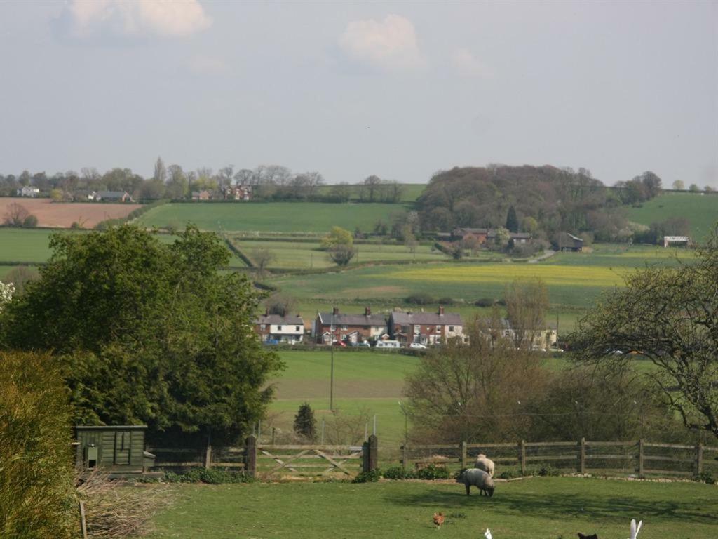 Wall Hill Farm Northwich Esterno foto